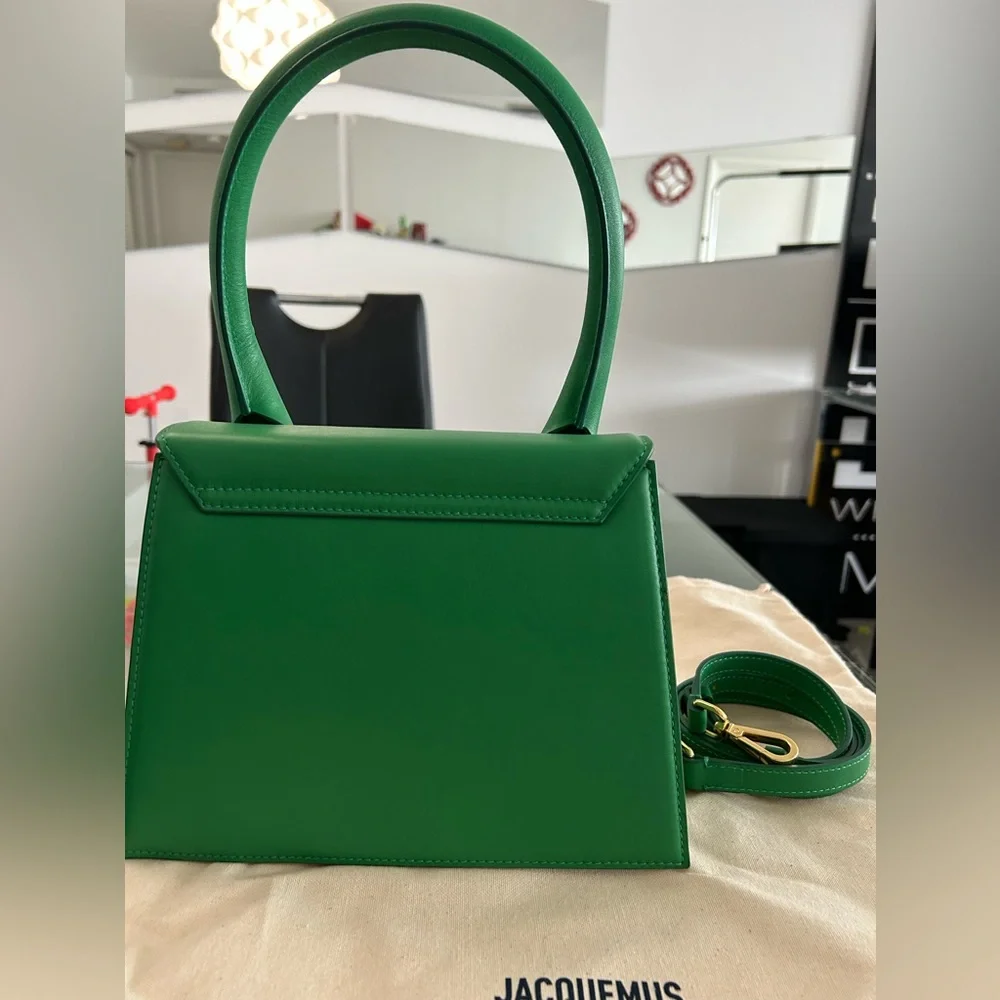 Jacquemus Vibrant Green Le Grand Chiquito bag - Picture 2 of 4